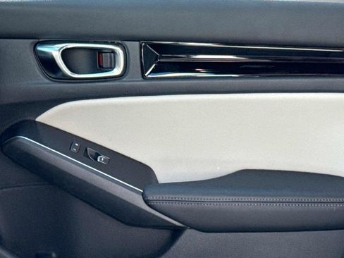 Certified 2024 Honda Civic Sport Touring image 21