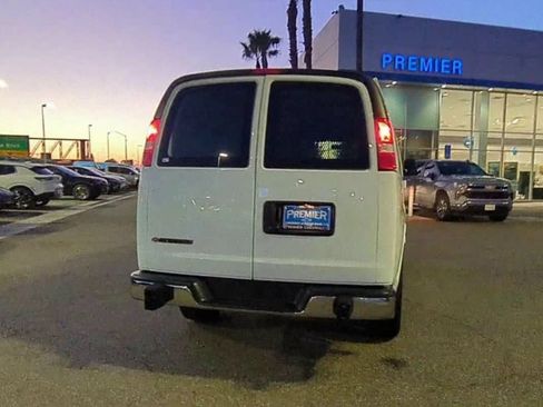 Used 2025 Chevrolet Express 2500 w/ Driver Convenience Package RWD image 7