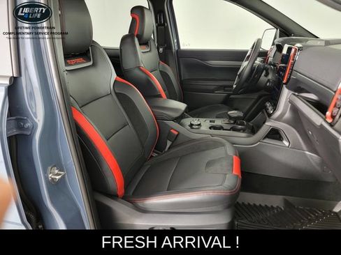 Used 2025 Ford Ranger Raptor AWD/4WD image 18