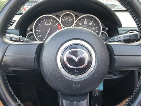 Used 2015 MAZDA MX-5 Miata Sport image 25