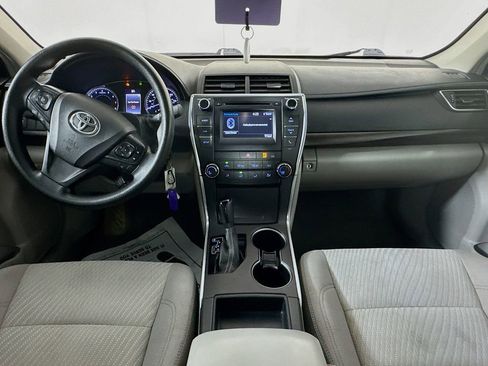 Used 2016 Toyota Camry LE image 24