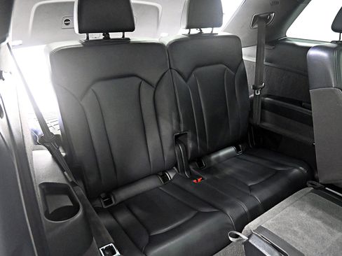 Used 2019 Audi Q7 3.0T Premium Plus AWD/4WD image 35