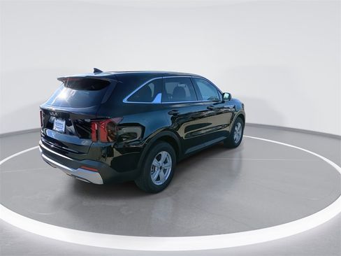 New 2026 Kia Sorento LX image 8