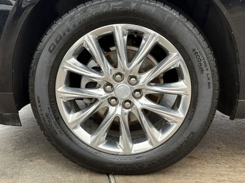 Used 2019 Buick Enclave Premium image 12