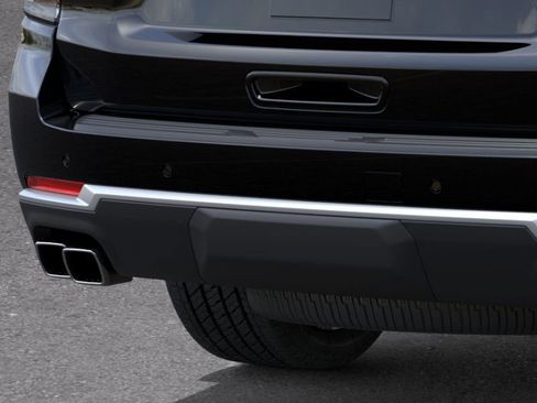 New 2025 Chevrolet Suburban High Country image 38