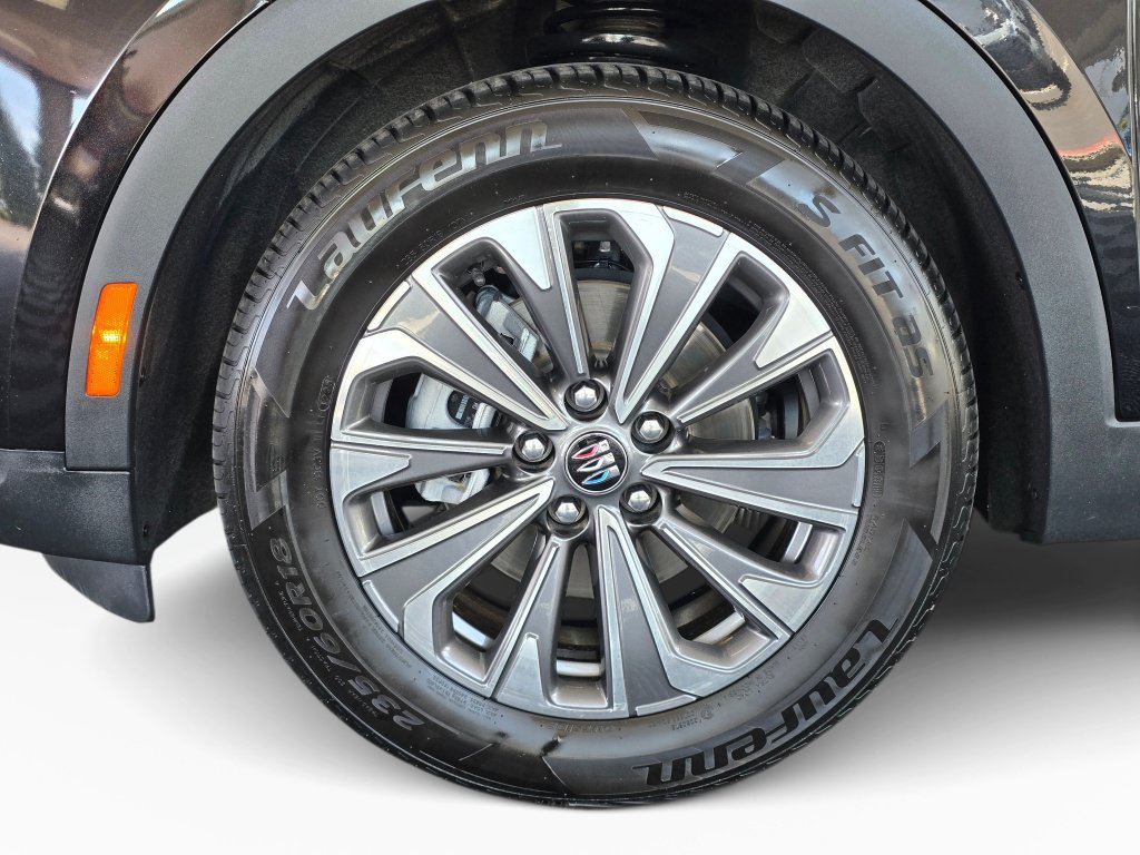 Used 2024 Buick Envision Preferred AWD/4WD image 11