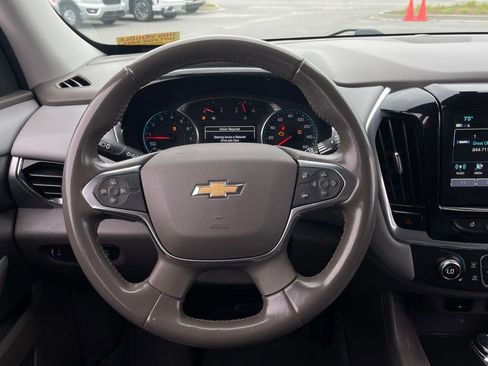 Used 2019 Chevrolet Traverse LT FWD image 21