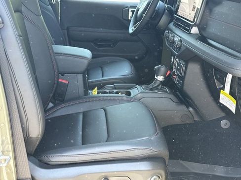 New 2026 Jeep Wrangler Unlimited Rubicon AWD/4WD image 13