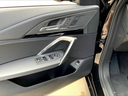 New 2025 BMW X1 xDrive28i w/ Technology Package image 18