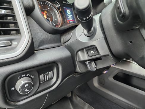 Used 2020 RAM 2500 Big Horn w/ Night Edition image 44