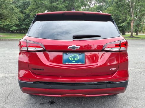 Certified 2024 Chevrolet Equinox RS FWD image 5