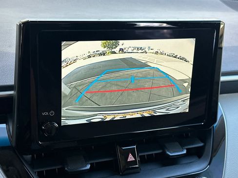 Used 2023 Toyota Corolla LE FWD image 20