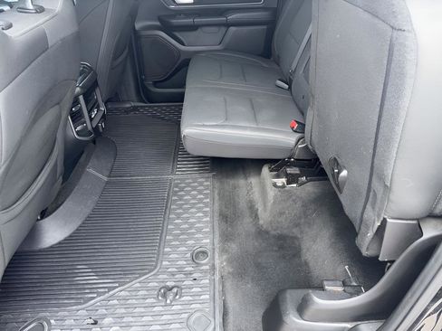 Used 2019 RAM 1500 Big Horn AWD/4WD image 33