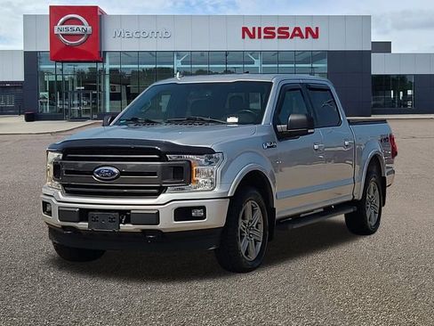 Used 2018 Ford F150 XLT w/ Equipment Group 302A Luxury AWD/4WD image 3