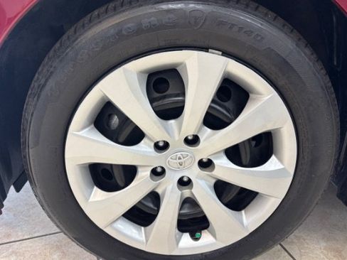 Used 2024 Toyota Corolla LE FWD image 15