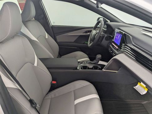 New 2026 Toyota Camry SE FWD image 20