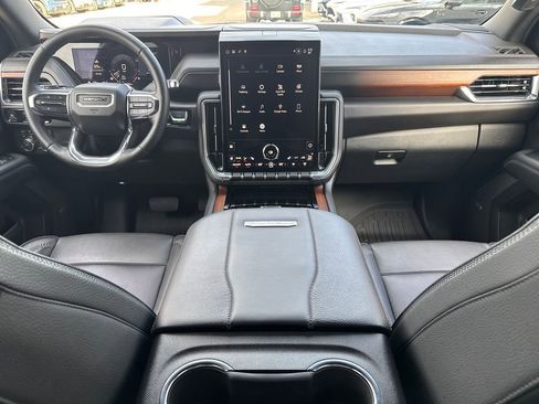 Certified 2025 GMC Yukon Denali image 18