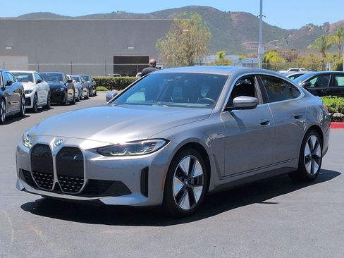 Used 2023 BMW i4 eDrive40 w/ Premium Package RWD image 5