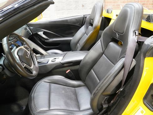 Used 2014 Chevrolet Corvette Stingray Convertible w/ 3LT Preferred Equipment Group RWD image 40