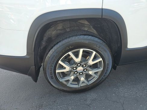 Used 2023 GMC Acadia SLE image 80