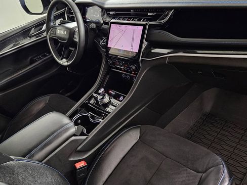 Used 2022 Jeep Grand Cherokee Trailhawk image 26