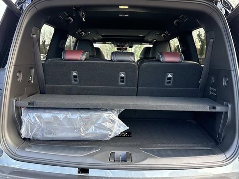 New 2026 INFINITI QX80 Autograph image 22