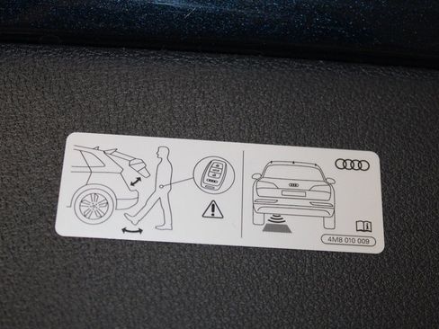 Used 2025 Audi Q8 Premium Plus image 44