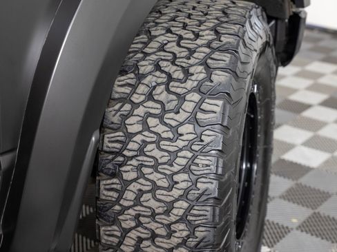 Used 2023 Ford F150 Raptor image 43