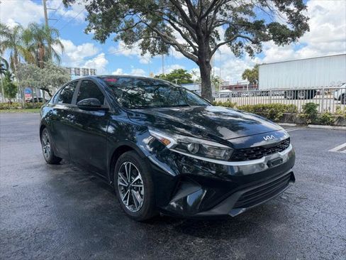 Used 2024 Kia Forte LXS FWD image 8