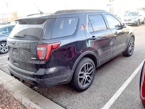 Used 2018 Ford Explorer Sport w/ Equipment Group 401A image 4