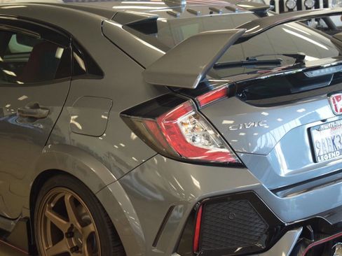 Used 2018 Honda Civic Type R image 29