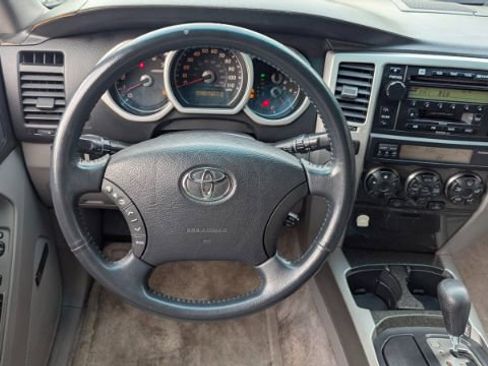 Used 2004 Toyota 4Runner Limited image 24