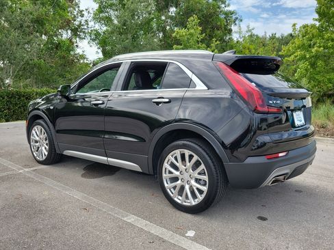 Used 2021 Cadillac XT4 Premium Luxury w/ LPO, Radiant Package FWD image 4