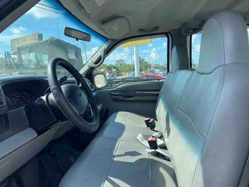 Used 2002 Ford F250 XL image 7