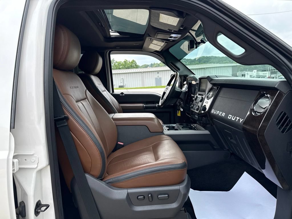 Used 2016 Ford F250 Platinum w/ FX4 Off-Road Package AWD/4WD image 41