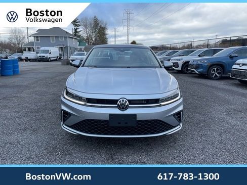 New 2026 Volkswagen Jetta SE image 6