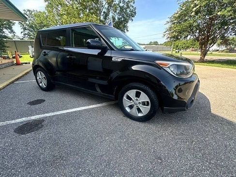 Used 2016 Kia Soul FWD image 7
