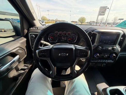 Used 2021 Chevrolet Silverado 1500 RST AWD/4WD image 14