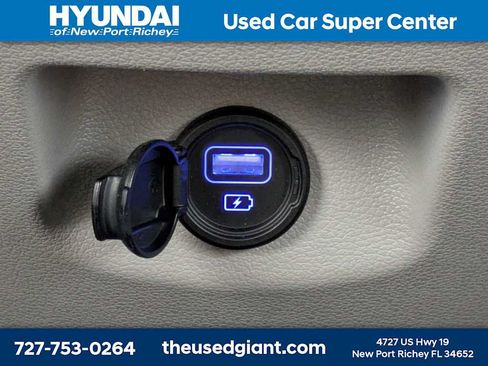 Certified 2021 Hyundai Tucson SEL w/ Cargo Package FWD image 16