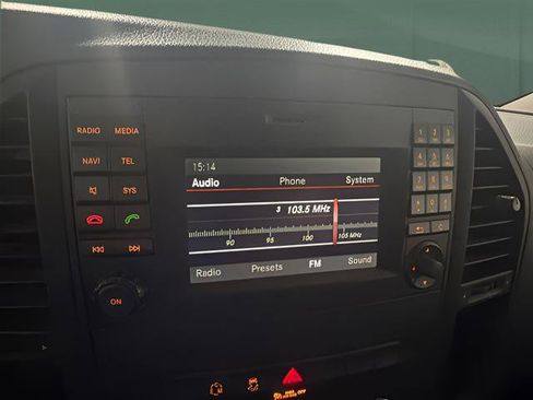 Used 2016 Mercedes-Benz Metris image 17
