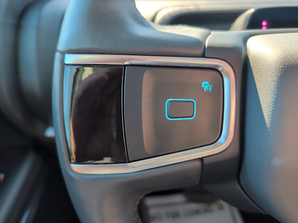 Used 2025 Ford Expedition Active RWD image 19
