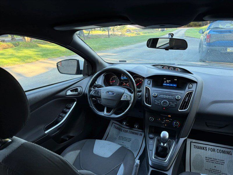 Used 2018 Ford Focus ST FWD image 26