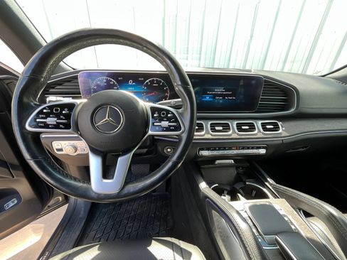 Used 2020 Mercedes-Benz GLS 450 4MATIC image 23
