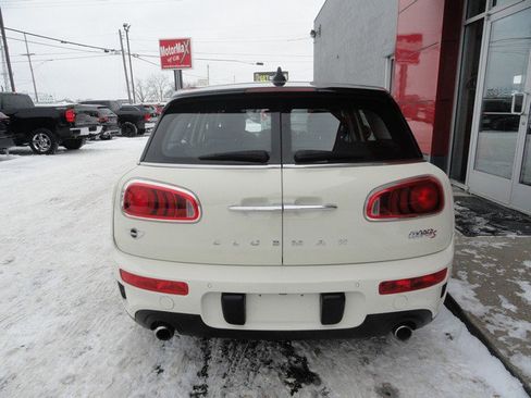Used 2017 MINI Cooper Clubman S image 4