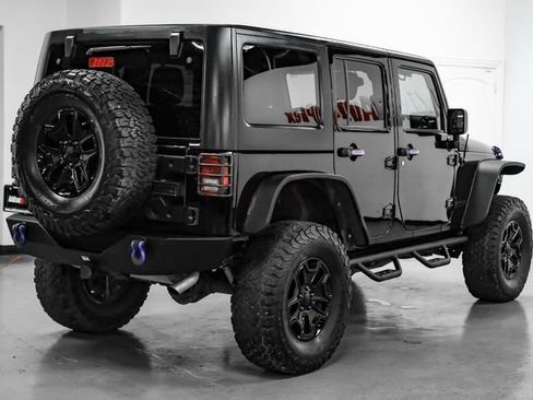 Used 2016 Jeep Wrangler Unlimited Sport image 9