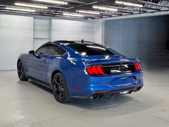Used 2022 Ford Mustang GT Premium w/ Black Accent Package RWD image 3