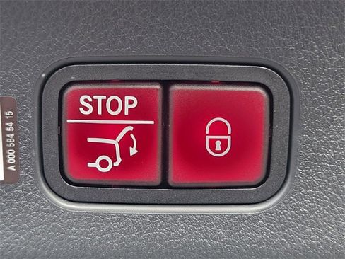 Certified 2026 Mercedes-Benz GLC 300 4MATIC image 18