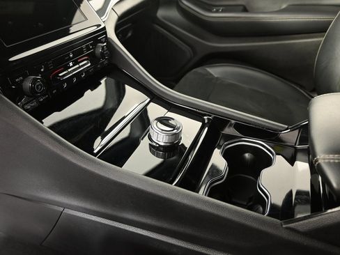 Used 2023 Jeep Grand Cherokee Altitude image 30