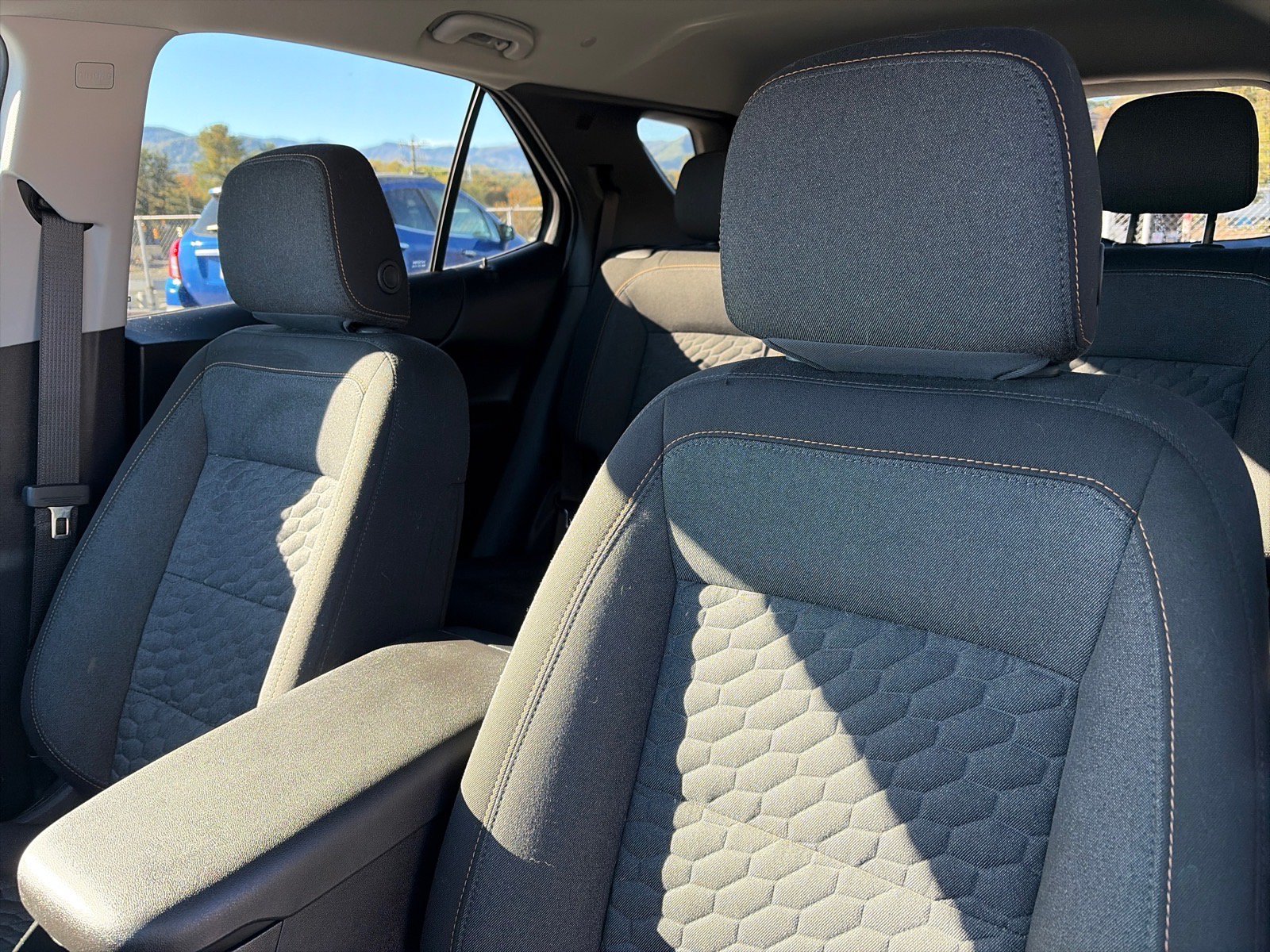 Used 2019 Chevrolet Equinox LT AWD/4WD image 7