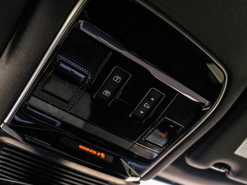 New 2026 Land Rover Range Rover SE AWD/4WD image 31